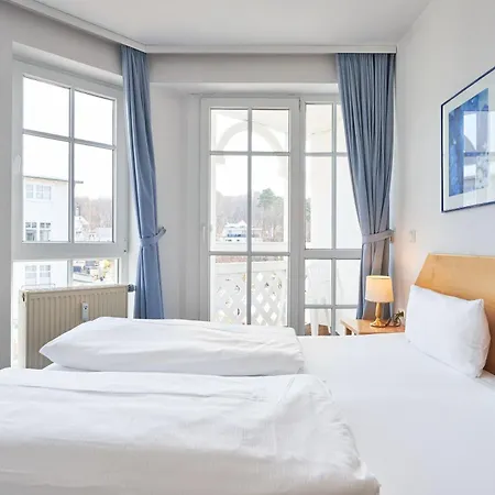 Apartment 511, Seepark